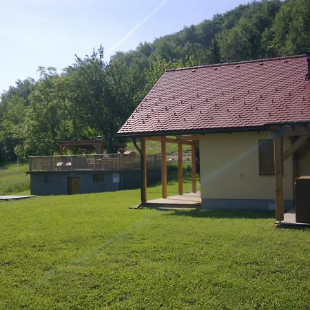 Gozdarjeva Koca Nad Rimskimi Toplicami * Dol pri Hrastniku