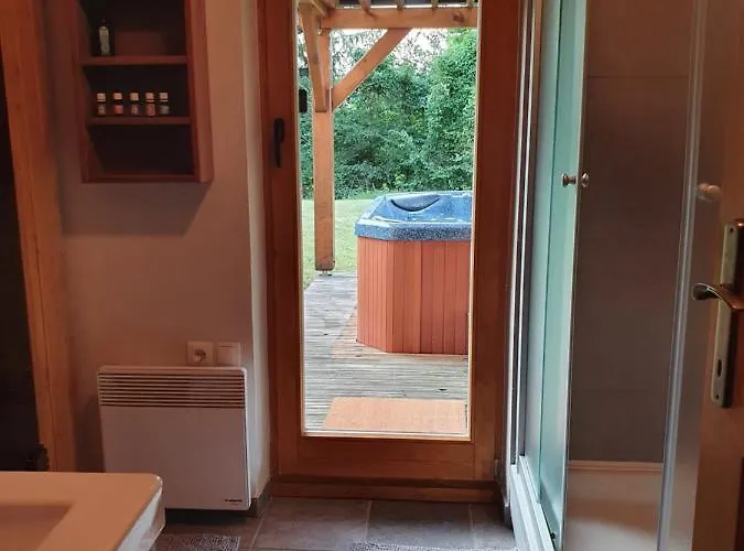 Gozdarjeva Koca Nad Rimskimi Toplicami *